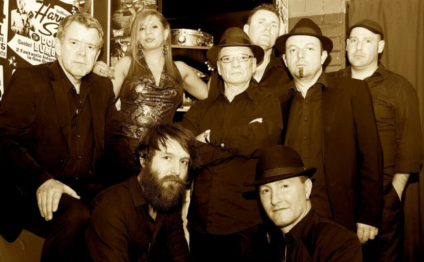 Tuesday Blues – ANDREA MARR & THE FUNKY HIT MEN Playing LIVE